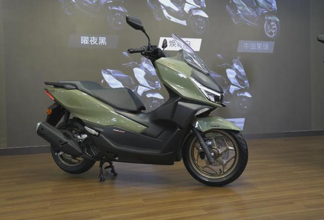 起售价大概率18万元以下！新大洲本田全新水冷踏板NS150GX开启预售！(图2)