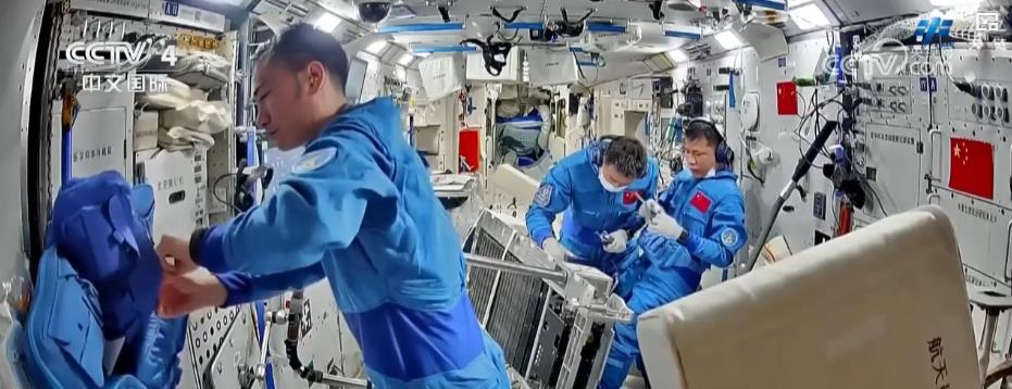 九游体育网站：神舟二十号乘组全面接棒：完成空间站首次医疗救护训练(图3)